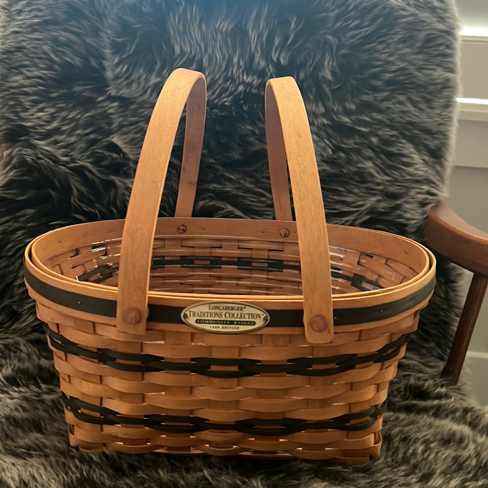 Longaberger 1996 Community Basket new with box